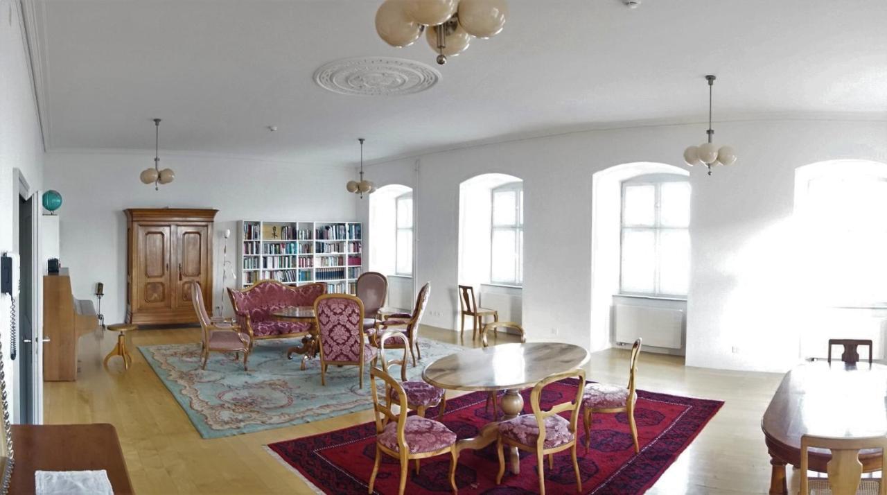 Klosterhotel Kreuz Mariastein Екстер'єр фото
