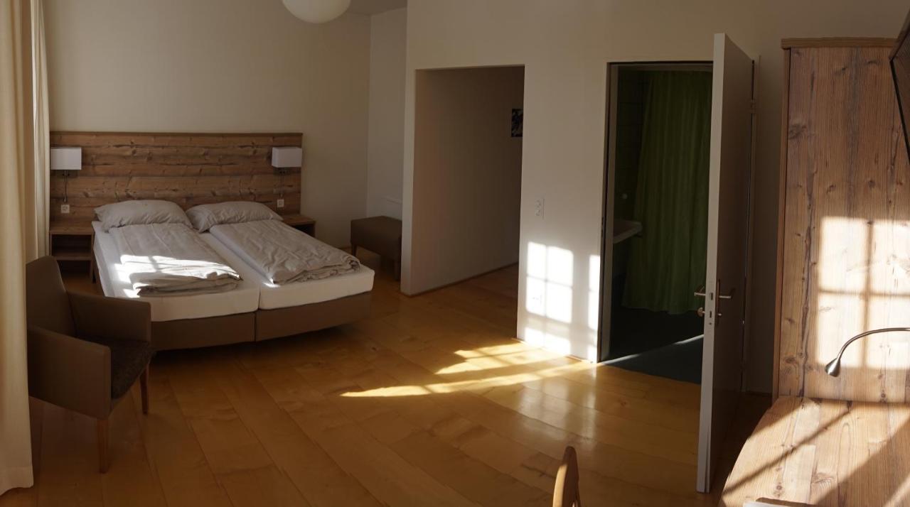Klosterhotel Kreuz Mariastein Екстер'єр фото
