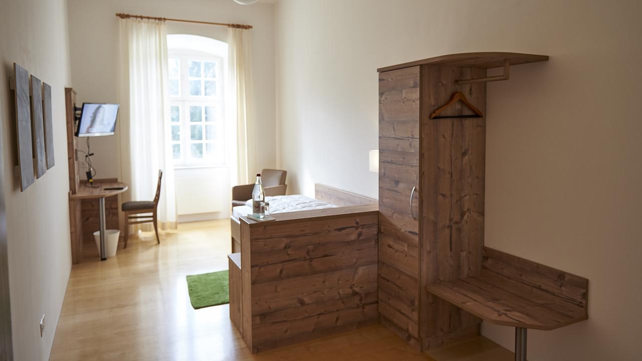 Klosterhotel Kreuz Mariastein Екстер'єр фото