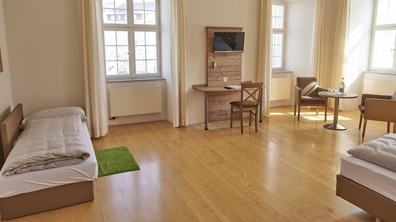 Klosterhotel Kreuz Mariastein Екстер'єр фото