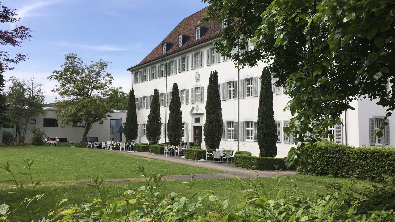 Klosterhotel Kreuz Mariastein Екстер'єр фото